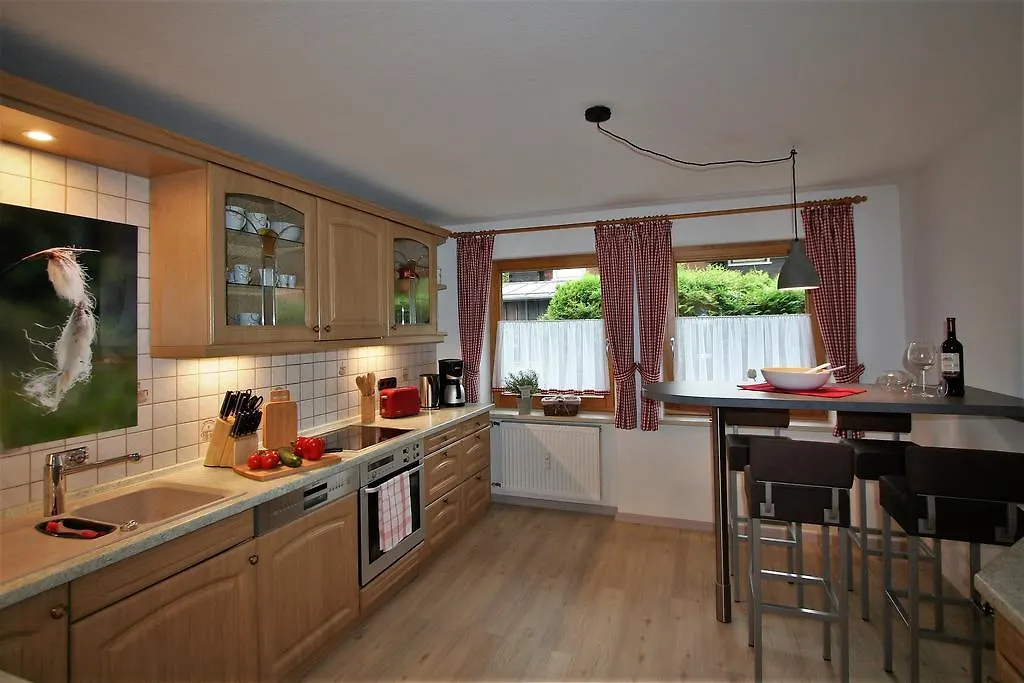 Apartment Alpenflair Ferienwohnungen Haus Bettina Oberstdorf