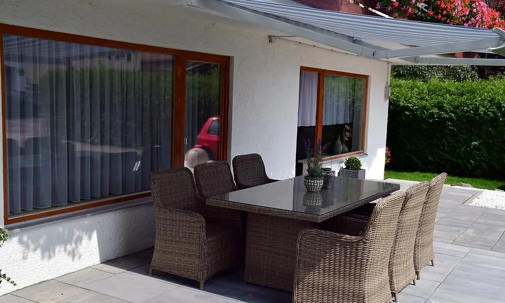 Alpenflair Ferienwohnungen Haus Bettina Oberstdorf Apartment
