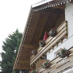 Alpenblümchen Apts. Der Kornauer Stuben Apartment